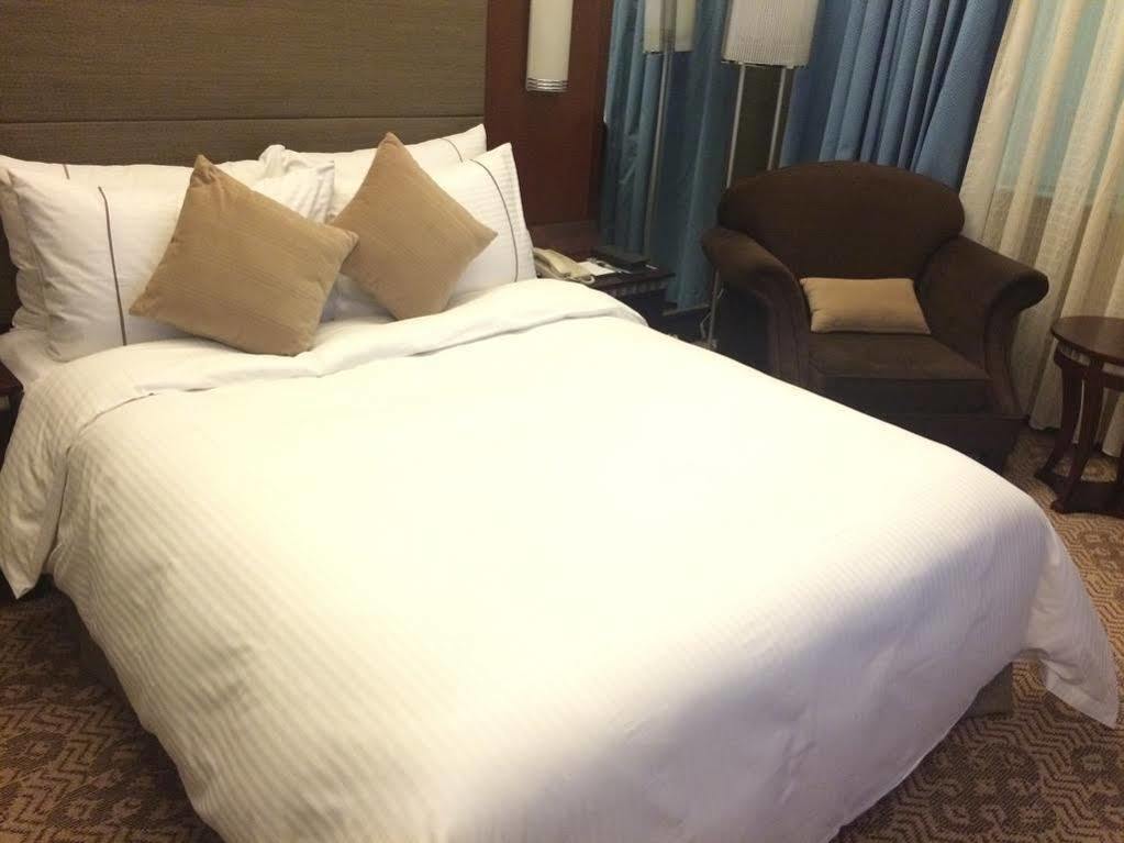 Shenzhen Hengfeng Haiyue International Hotel Exterior foto